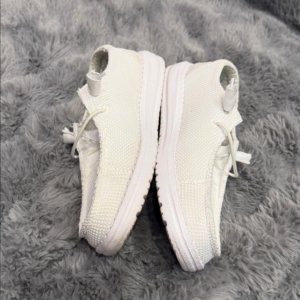Hey Dude Wendy Stretch Sox White Slip-On Loafers womens 7 comfort walking shoes - Picture 7 of 14